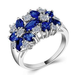 NWT Elegant Cubic Zirconia Blue and Silver Rings with Marquise-Cut Stones